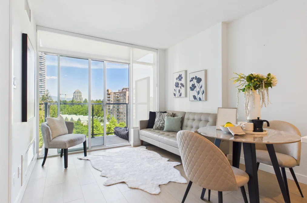 Condo for sale at 805 13745 George Junction Surrey British Columbia - MLS: R3139092