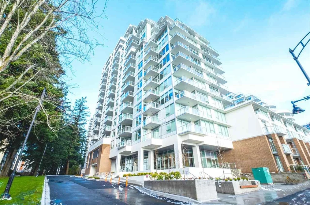 Condo for sale at 805 15165 Thrift Avenue Surrey British Columbia - MLS: R3114360