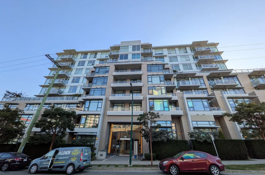 Condo for sale at 805 2788 Prince Edward Street Vancouver British Columbia - MLS: R3143695