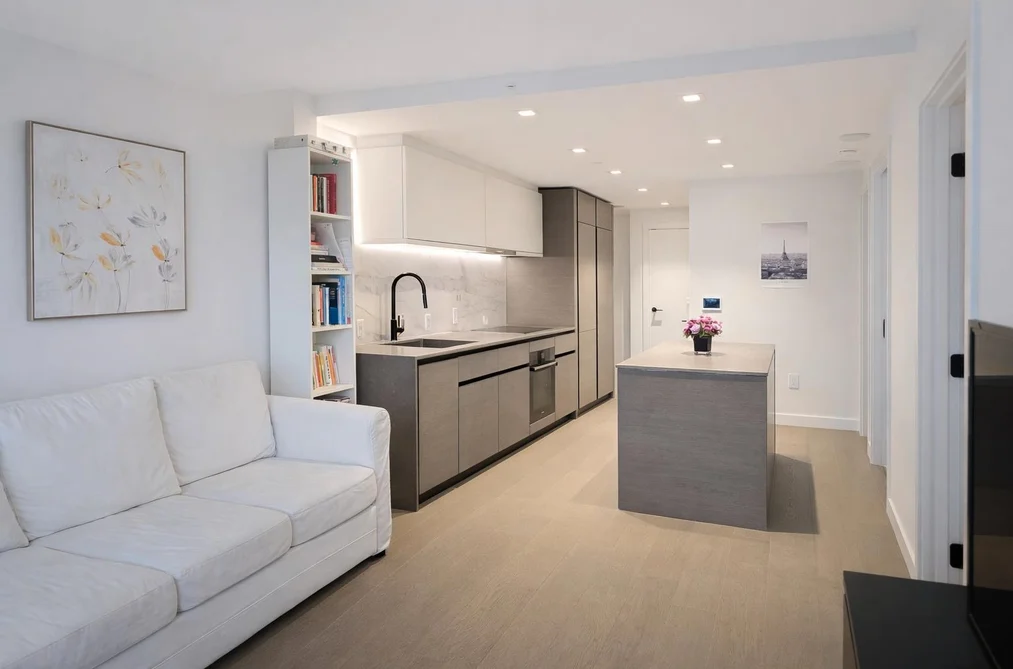 805 620 CARDERO STREET, Vancouver BC V6G 0C7, Vancouver BC — Residential for Sale - Photo 3