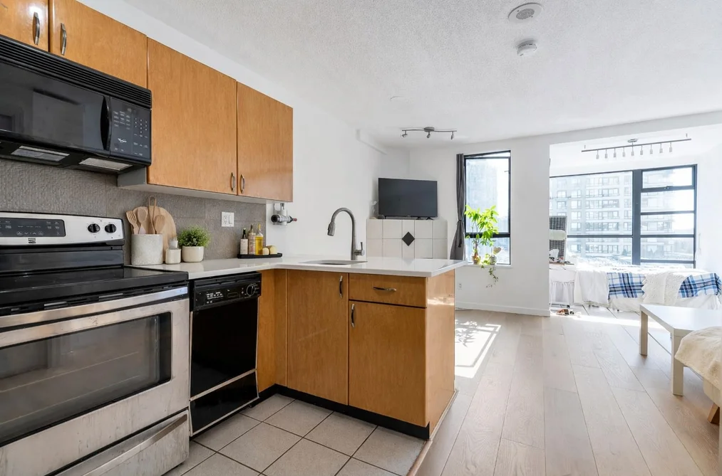 Condo for sale at 805 939 Homer Street Vancouver British Columbia - MLS: R3111191