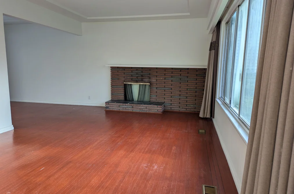 8052 11TH AVENUE, Burnaby BC V3N 2N7, Burnaby BC — Residential for Sale - Photo 2