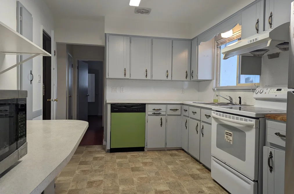 8052 11TH AVENUE, Burnaby BC V3N 2N7, Burnaby BC — Residential for Sale - Photo 4