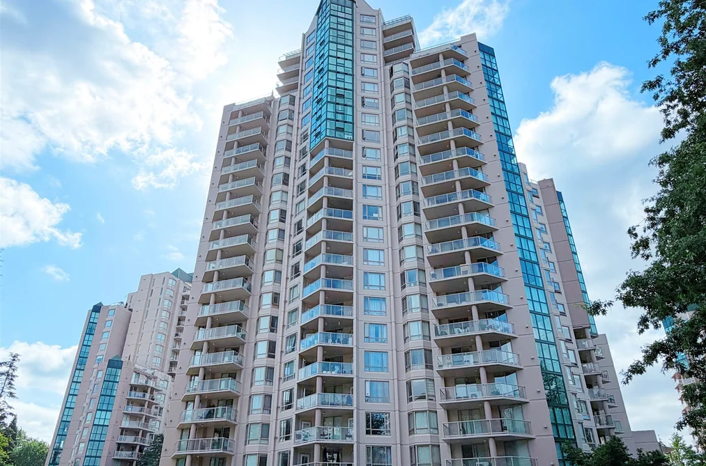 Condo for sale at 806 1199 Eastwood Street Coquitlam British Columbia - MLS: R3132204