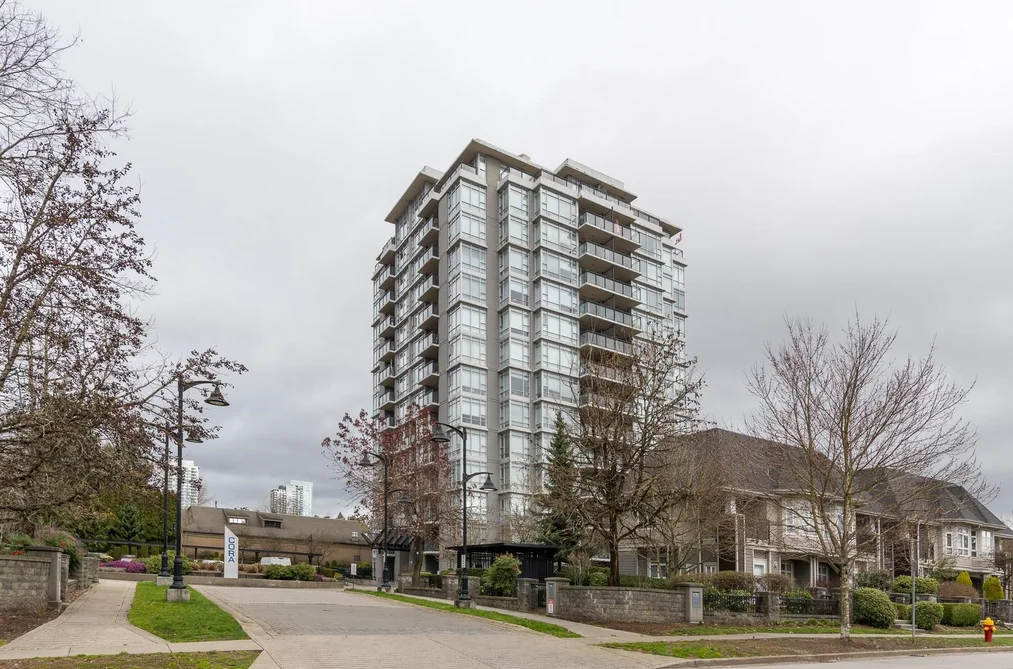 806 575 DELESTRE AVENUE, Coquitlam BC V3K 0A6, Coquitlam BC — Residential for Sale - Photo 2