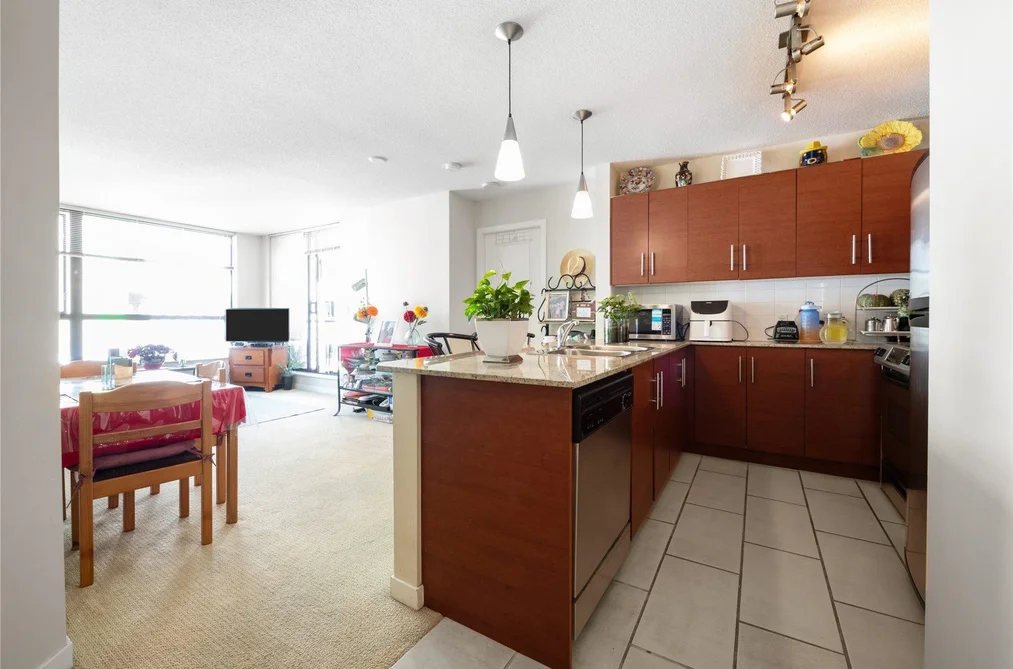 806 814 ROYAL AVENUE, New Westminster BC V3M 1J9, New Westminster BC — Residential for Sale — Photo 5 of 23