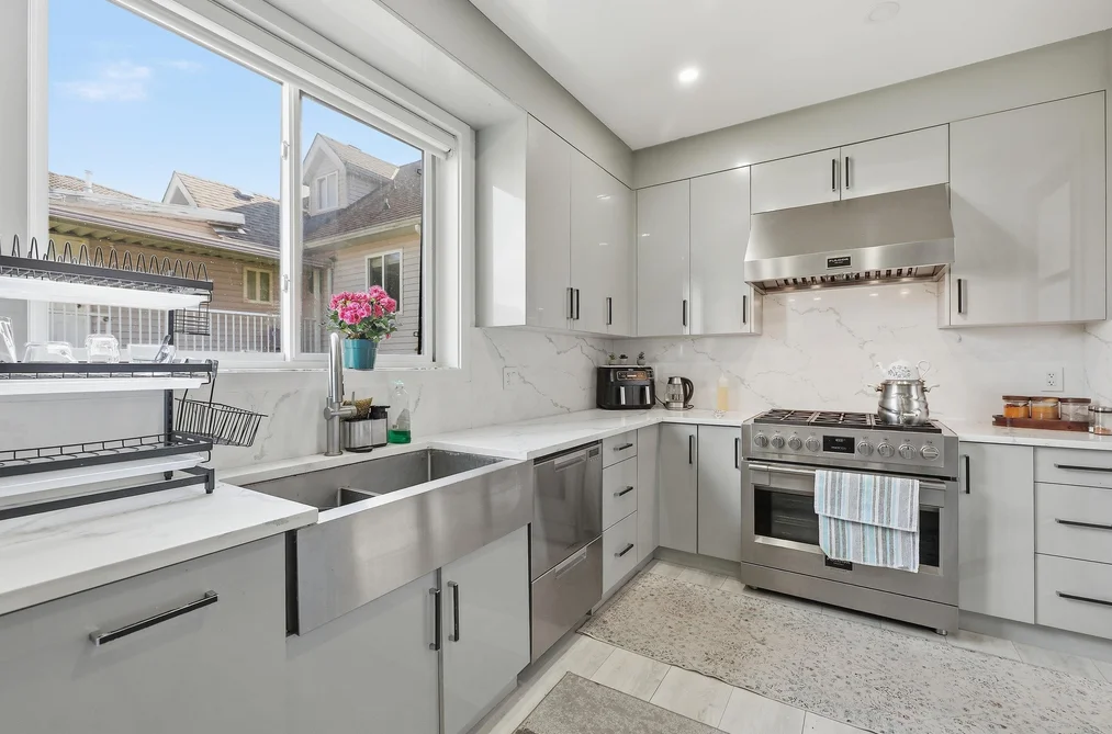 8061 11TH AVENUE, Burnaby BC V3N 2N8, Burnaby BC — Residential for Sale - Photo 7