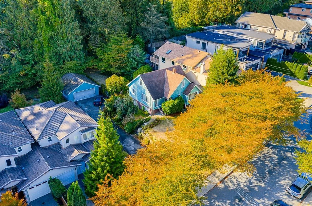 8061 MCGREGOR AVENUE, Burnaby BC V5J 4H7, Burnaby BC — Residential for Sale — Photo 12 of 35