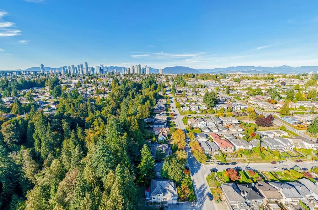 8061 MCGREGOR AVENUE, Burnaby BC V5J 4H7, Burnaby BC — Residential for Sale — Photo 23 of 35