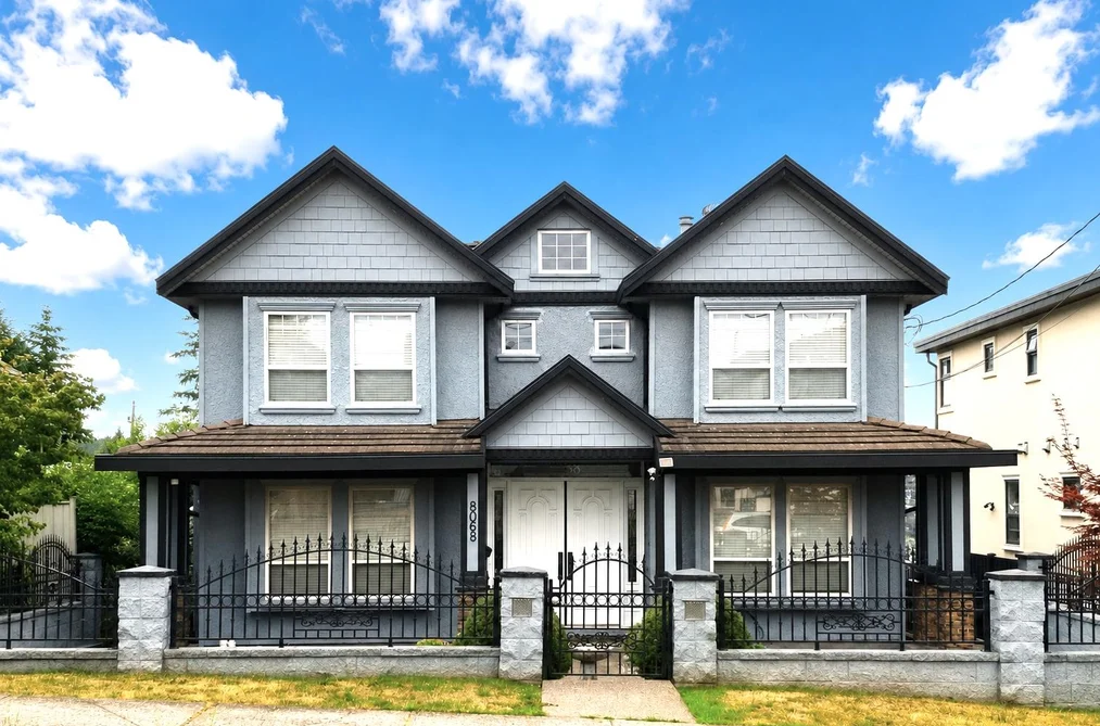 House for sale at 8068 11th Avenue Burnaby British Columbia - MLS: R3148585
