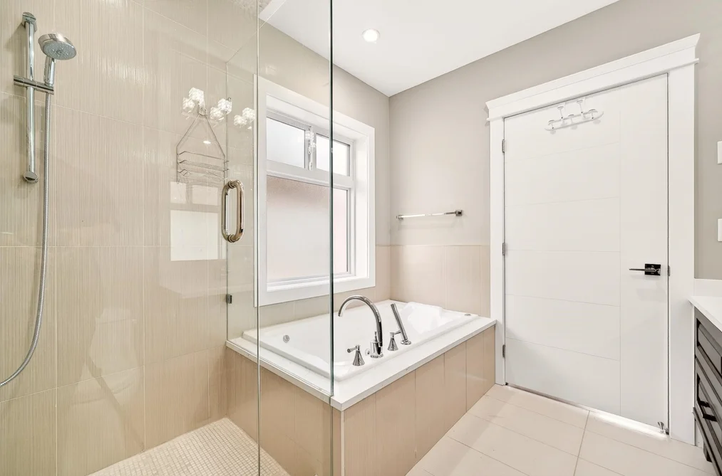 8068 HAIG STREET, Vancouver BC V6P 4R9, Vancouver BC — Residential for Sale — Photo 15 of 34