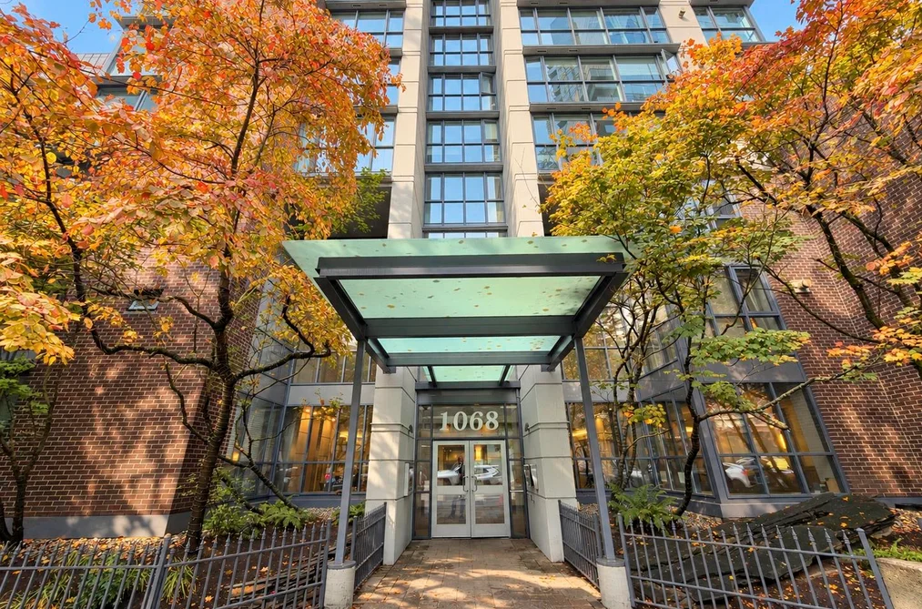 1068 Hornby St Unit 807, Vancouver, BC - MLS: R3177052
