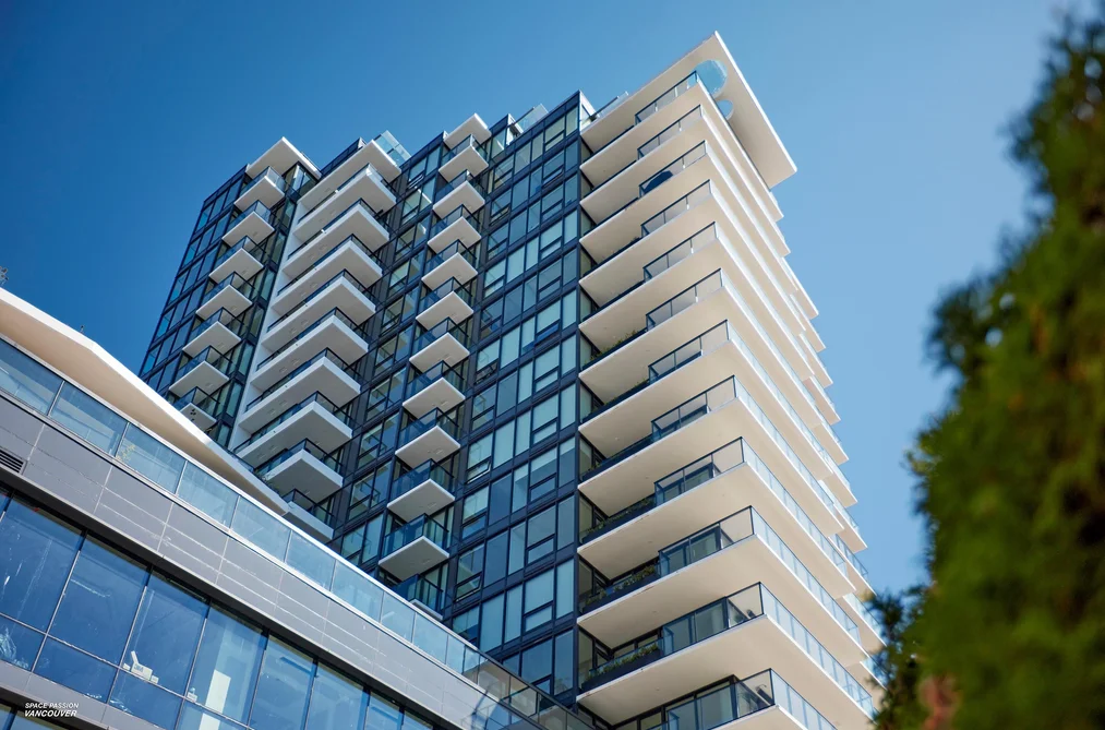 807 135 E 13TH STREET, Vancouver BC V7L 0J8, Vancouver BC — Residential for Sale - Photo 2
