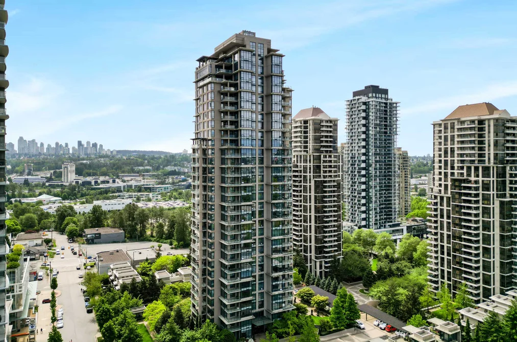 Condo for sale at 807 2077 Rosser Avenue Burnaby British Columbia - MLS: R3123517