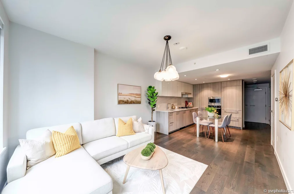 Condo for sale at 807 8160 Mcmyn Way Richmond British Columbia - MLS: R3087871