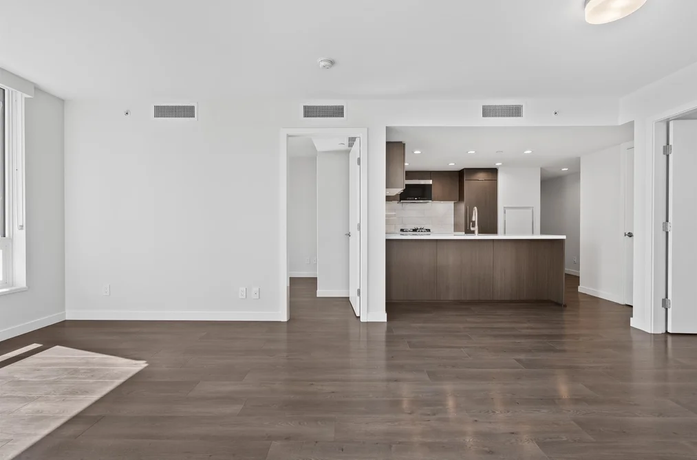 807 8238 LORD STREET, Vancouver BC V6P 0G7, Vancouver BC — Residential for Sale - Photo 2