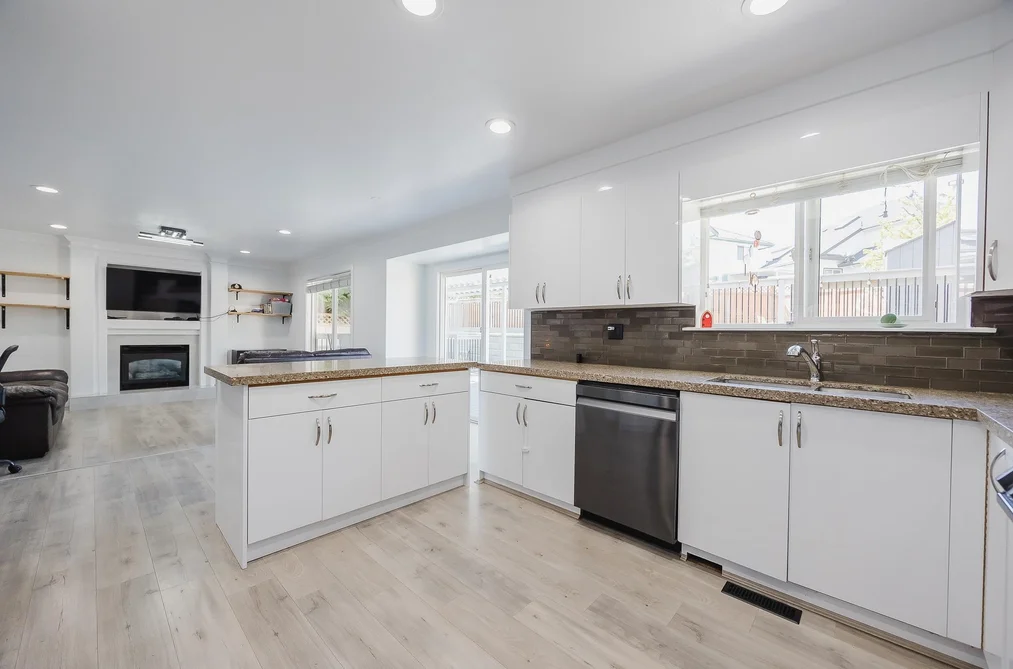 8077 169 STREET, Surrey BC V4N 4Y6, Surrey BC — Residential for Sale - Photo 5