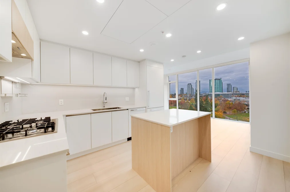 Condo for sale at 808 13573 98a Avenue Surrey British Columbia - MLS: R3109998