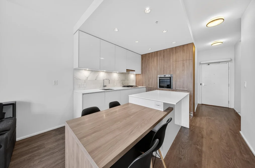 808 1955 ALPHA WAY, Burnaby BC V5C 0K6, Burnaby BC — Residential for Sale - Photo 2