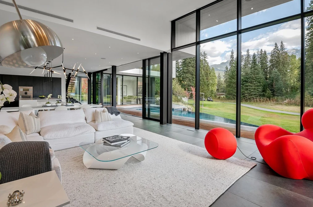 8080 CYPRESS PLACE, Whistler BC V8E 1J9, Whistler BC — Residential for Sale - Photo 4