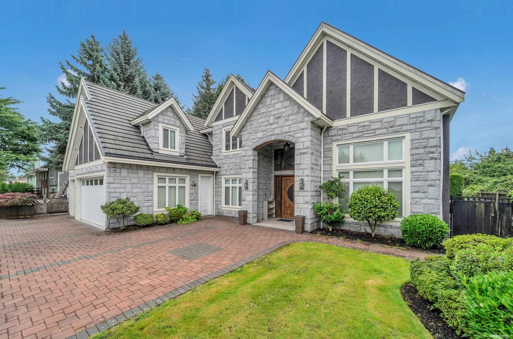 House for sale at 8080 Spires Road Richmond British Columbia - MLS: R3163595
