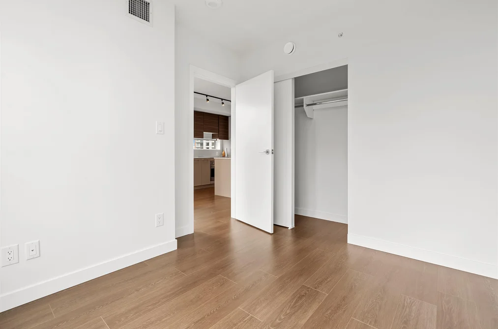 809 13725 GEORGE JUNCTION, Surrey BC V3T 0V7, Surrey BC — Residential for Sale - Photo 2