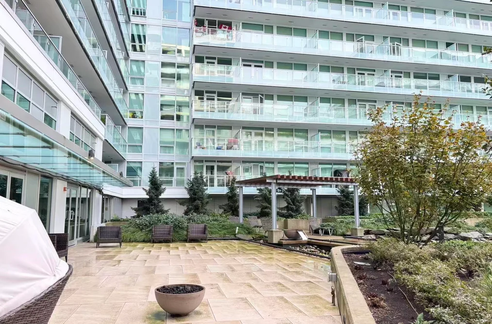 809 8260 NO. 3 ROAD ROAD, Richmond BC V6Y 0L5, Richmond BC — Residential for Sale - Photo 3