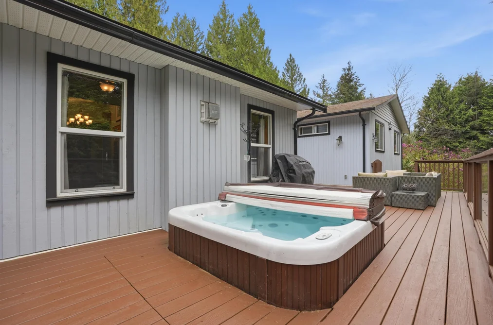 8099 NORTHWOOD ROAD, Halfmoon Bay BC V7Z 1A8, Halfmoon Bay BC — Residential for Sale - Photo 3