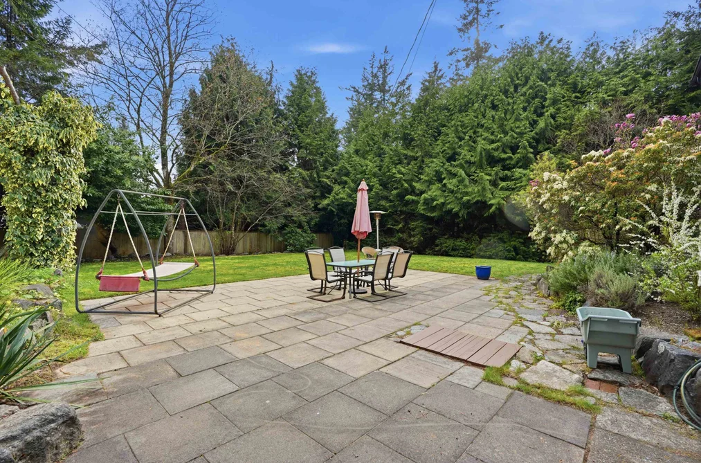 8099 NORTHWOOD ROAD, Halfmoon Bay BC V7Z 1A8, Halfmoon Bay BC — Residential for Sale - Photo 4