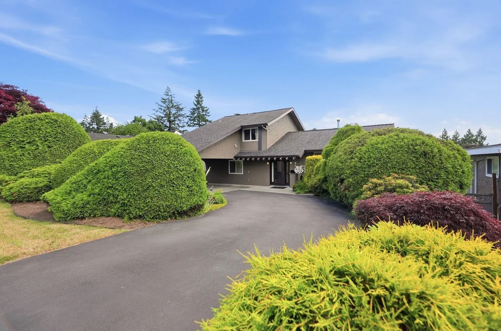 8099 WILTSHIRE PLACE, Delta BC V4C 6T1, Delta BC — Residential for Sale - Photo 2
