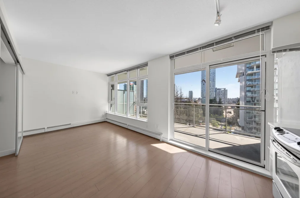 810 13308 CENTRAL AVENUE, Surrey BC V3T 0M4, Surrey BC — Residential for Sale - Photo 5