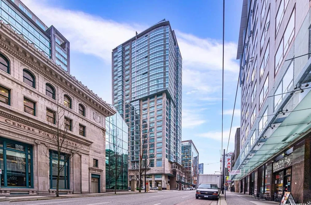 Condo for sale at 810 438 Seymour Street Vancouver British Columbia - MLS: R3062292
