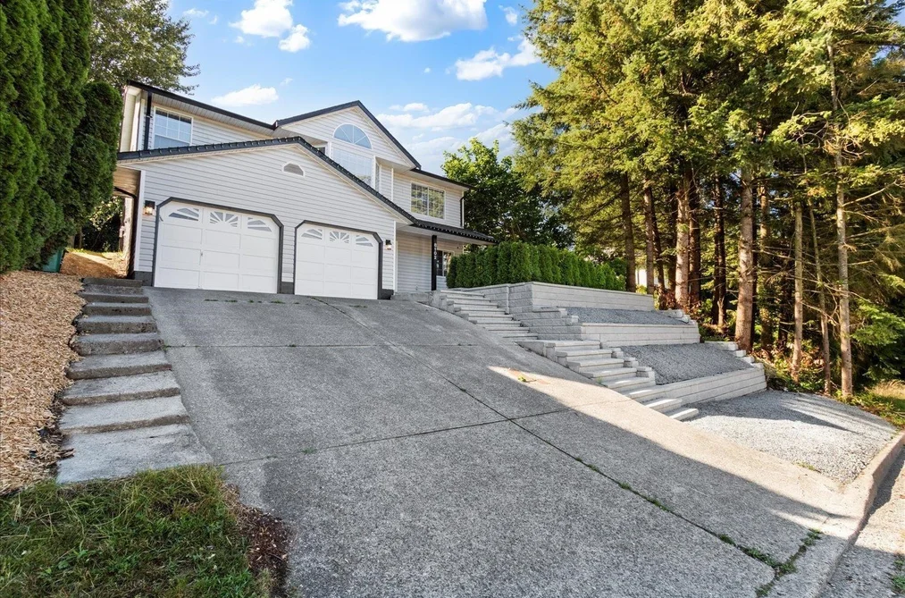 8102 KNIGHT AVENUE, Mission BC V2V 6A8, Mission BC — Residential for Sale - Photo 2