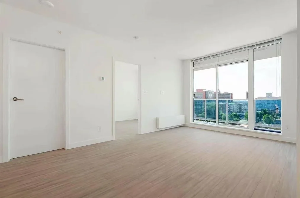 811 13615 FRASER HIGHWAY, Surrey BC V3T 0P7, Surrey BC — Residential for Sale - Photo 3