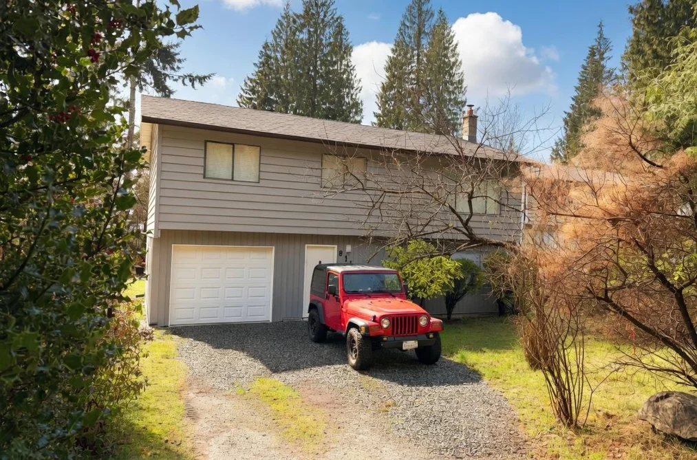 House for sale at 811 Reed Road Gibsons British Columbia - MLS: R3101015
