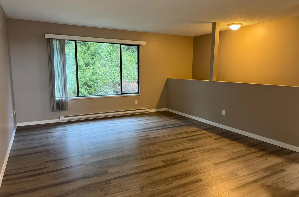 811 REED ROAD, Gibsons BC V0N 1V7, Gibsons BC — Residential for Sale - Photo 2