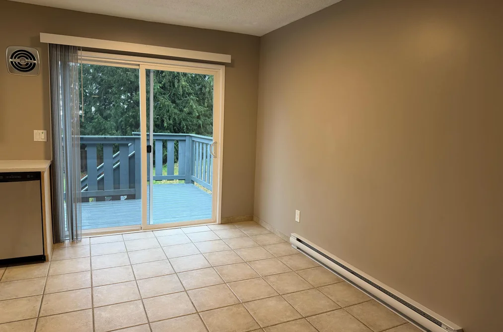 811 REED ROAD, Gibsons BC V0N 1V7, Gibsons BC — Residential for Sale - Photo 5