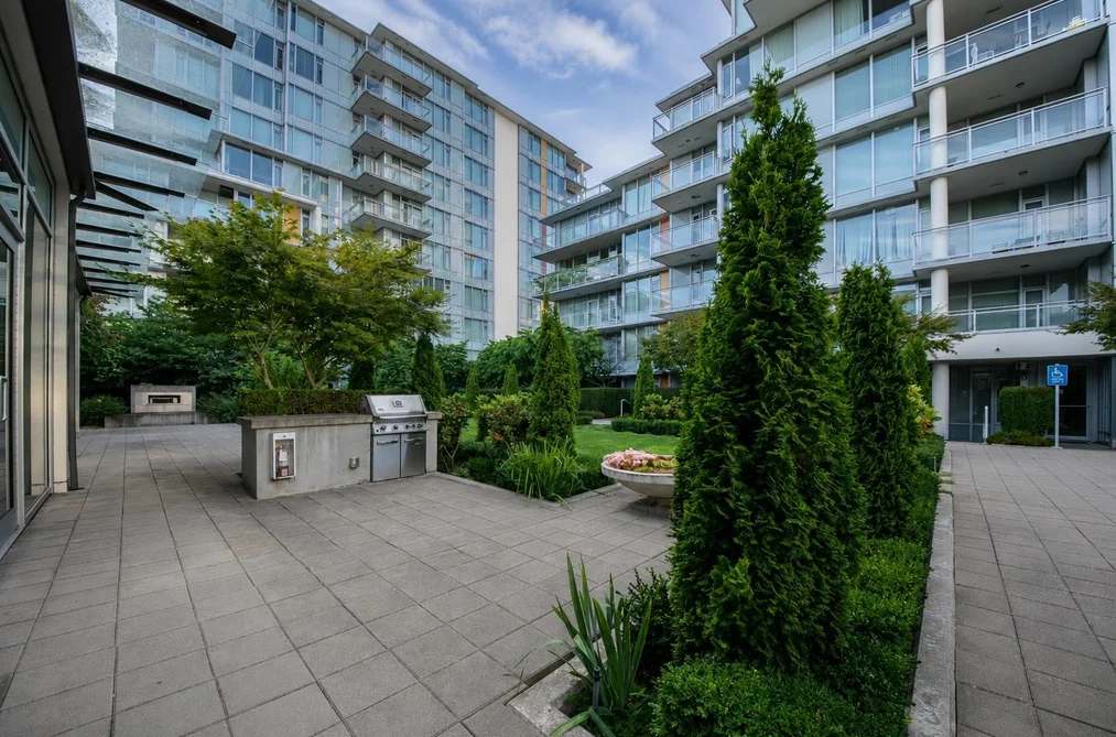 812 8688 HAZELBRIDGE WAY, Richmond, BC — Residential for Sale — Photo 17 of 21