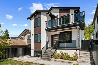 812 Montroyal Blvd, North Vancouver, BC - MLS: R3152940