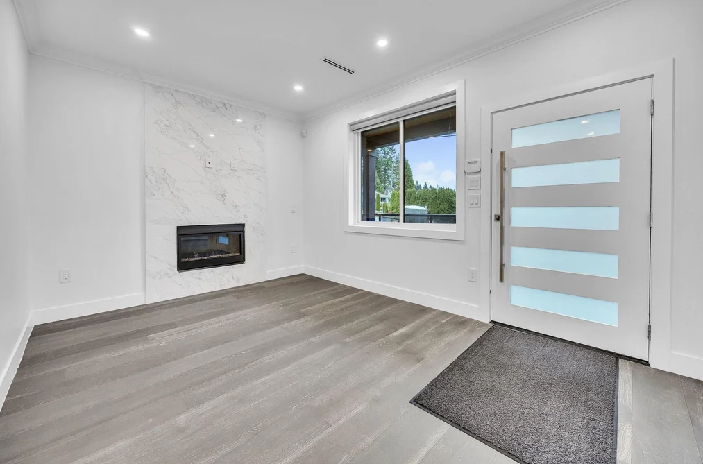 812 MONTROYAL BOULEVARD, North Vancouver BC V7R 2G6, North Vancouver BC — Residential for Sale - Photo 4