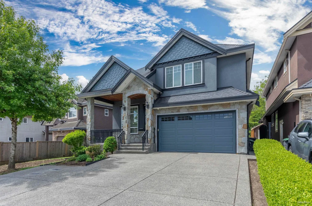 8121 145 STREET, Surrey BC V3S 9J6, Surrey BC — Residential for Sale - Photo 2