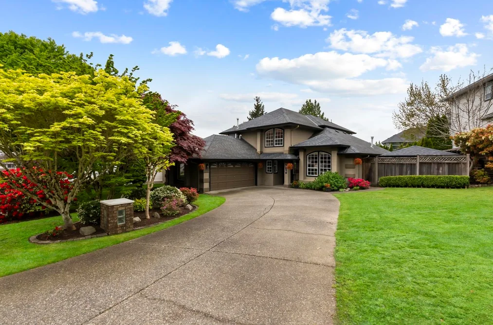 House for sale at 8129 154b Street Surrey British Columbia - MLS: R3115878