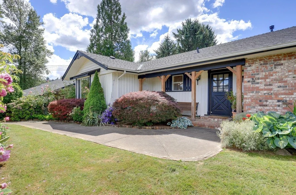8131 252 STREET, Langley BC V1M 3N1, Langley BC — Residential for Sale - Photo 2