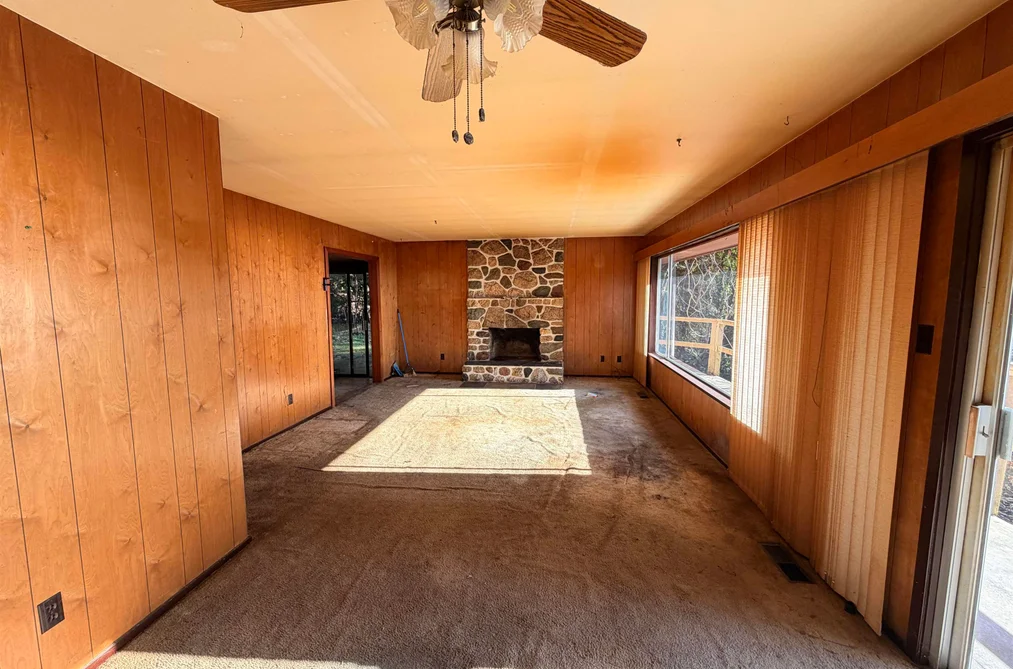 8131 REDROOFFS ROAD, Halfmoon Bay BC V7Z 1A7, Halfmoon Bay BC — Residential for Sale - Photo 2