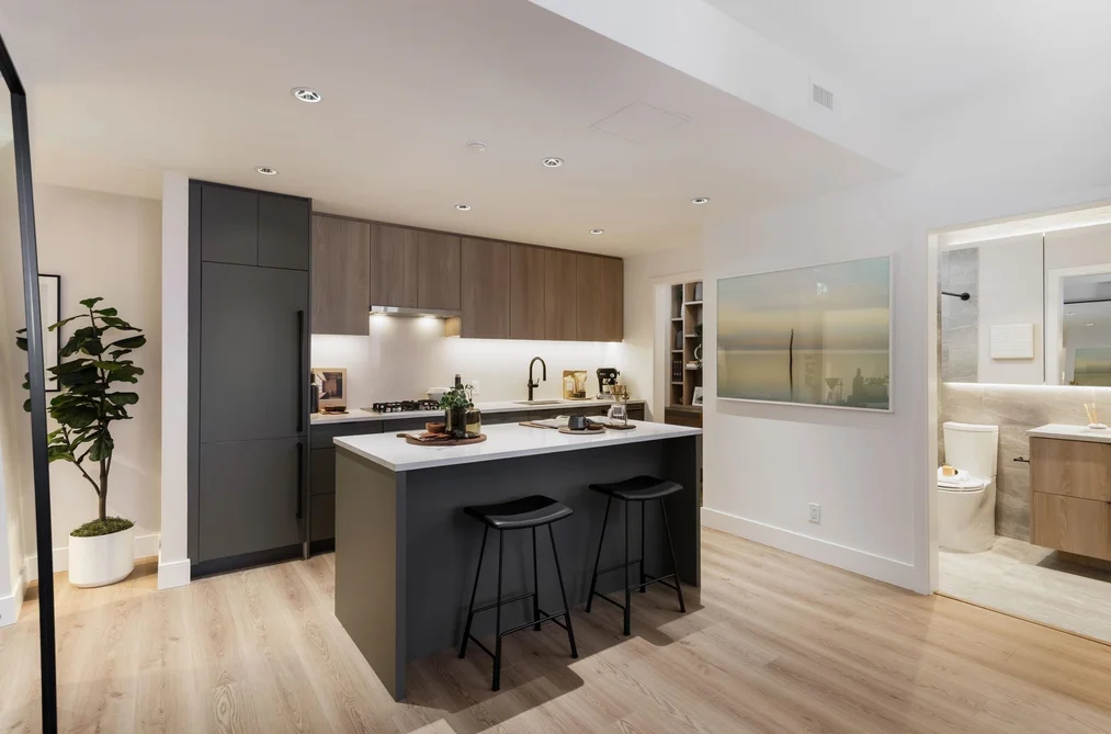 Condo for sale at 814 8633 River District Crossing Vancouver British Columbia - MLS: R3123726