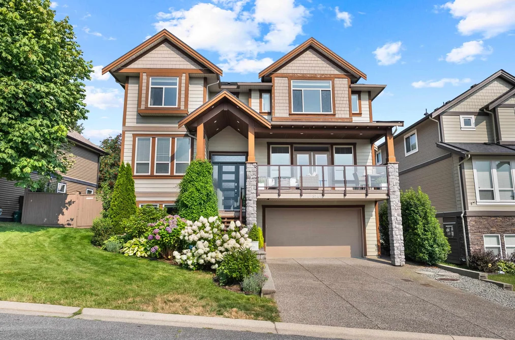 House for sale at 8144 Barnett Street Mission British Columbia - MLS: R3153737