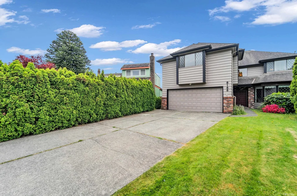 8155 CORLESS PLACE, Richmond BC V7C 4X4, Richmond BC — Residential for Sale - Photo 2