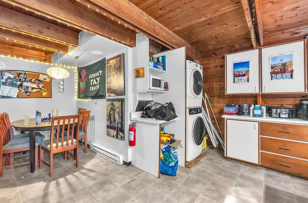 8160 ALPINE WAY, Whistler BC V8E 0G2, Whistler BC — Residential for Sale — Photo 11 of 34
