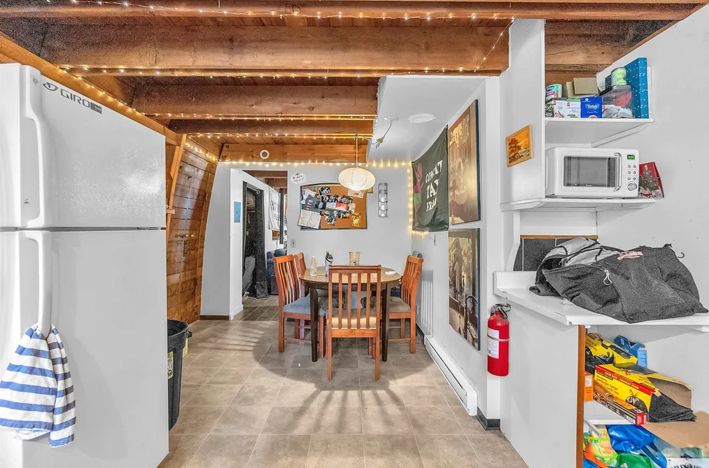 8160 ALPINE WAY, Whistler BC V8E 0G2, Whistler BC — Residential for Sale — Photo 12 of 34