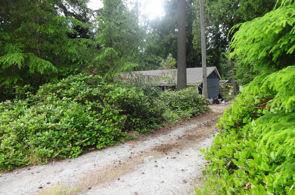 8161 WESTWOOD ROAD, Halfmoon Bay BC V7Z 1A8, Halfmoon Bay BC — Residential for Sale - Photo 3